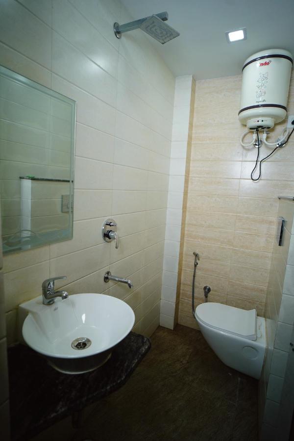 Delhi Darshan Deluxe-by Rsl Hospitality Hotel