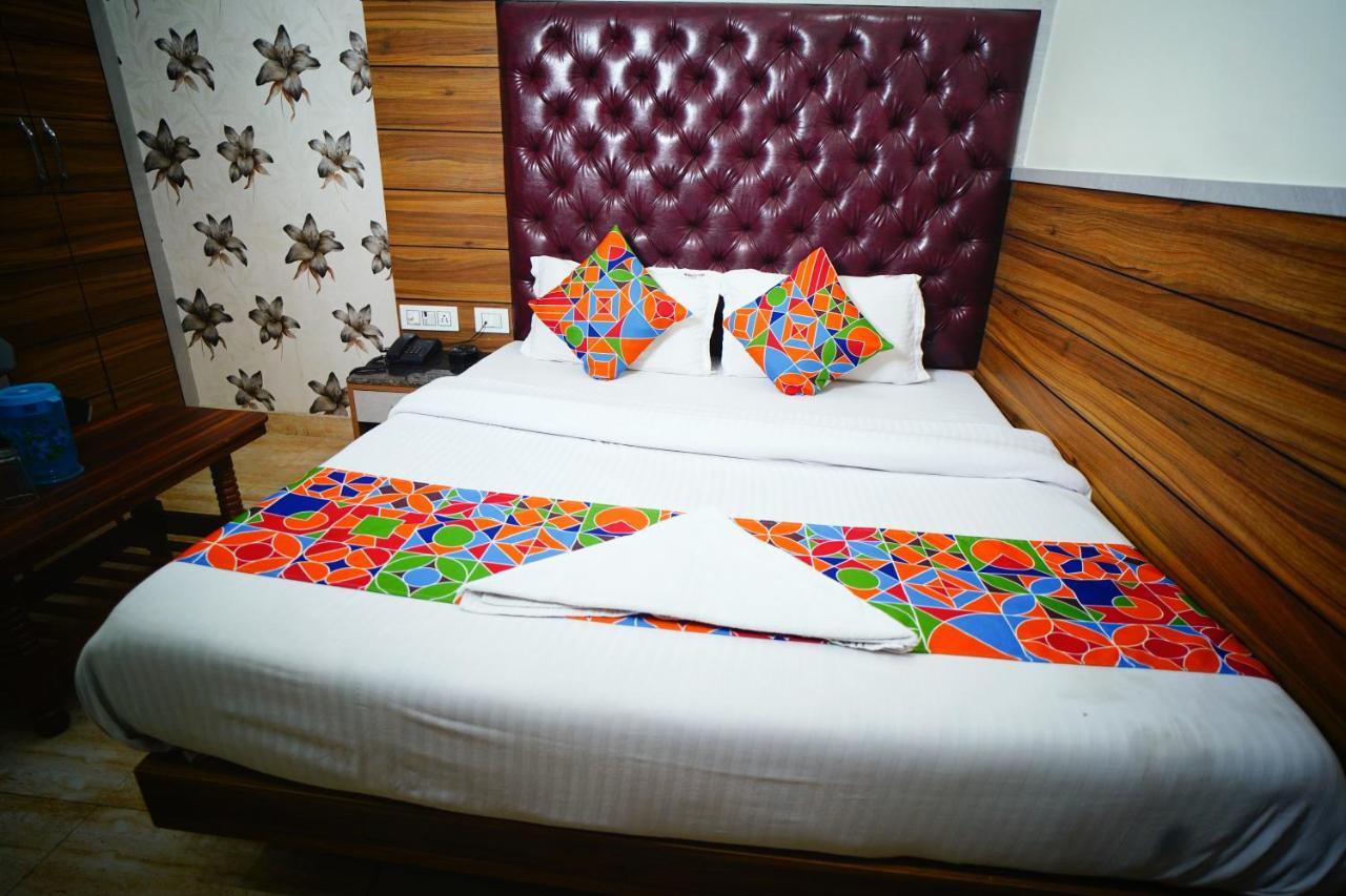 Hotel Delhi Darshan Deluxe-by Rsl Hospitality 2*