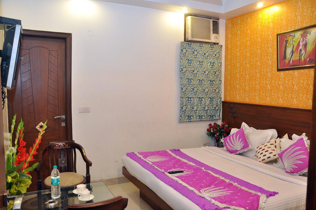 Topaz 2* New Delhi