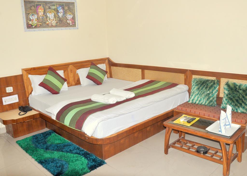 Hotel Ganga 3*