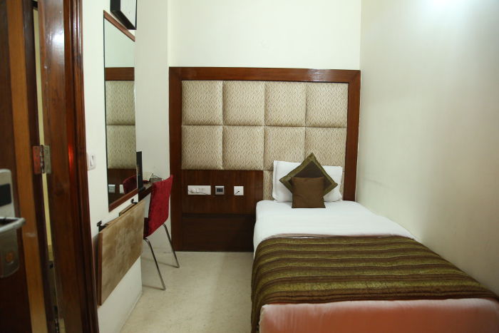 Hotel Omega Residency 3*