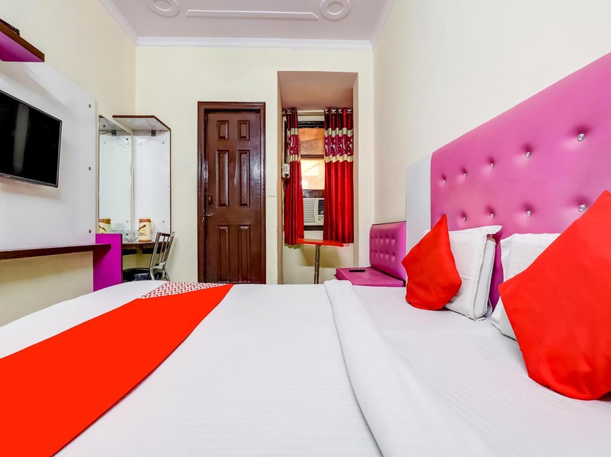 Oyo 75948 Tushar Continental Hotel 3*