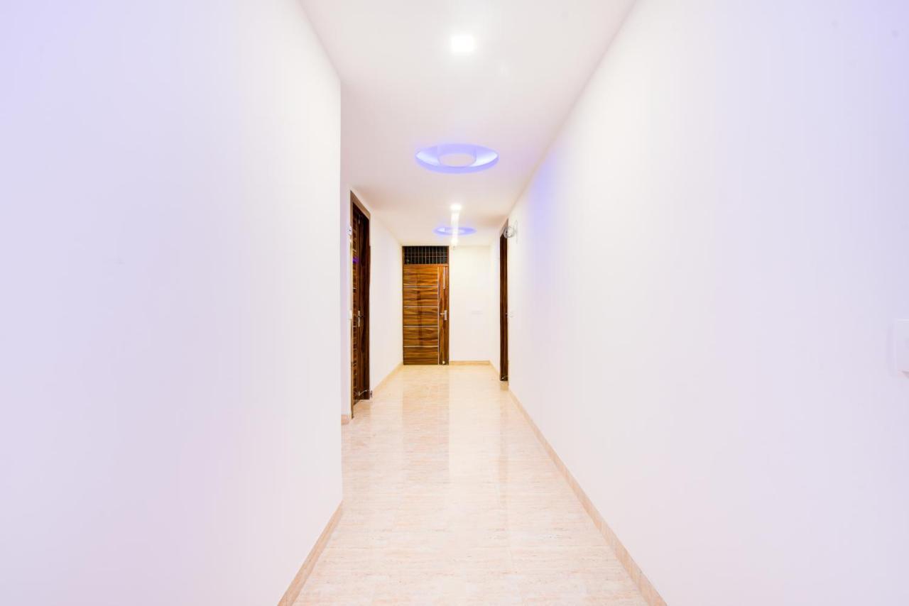 Hotel Fabulous - Delhi International Airport