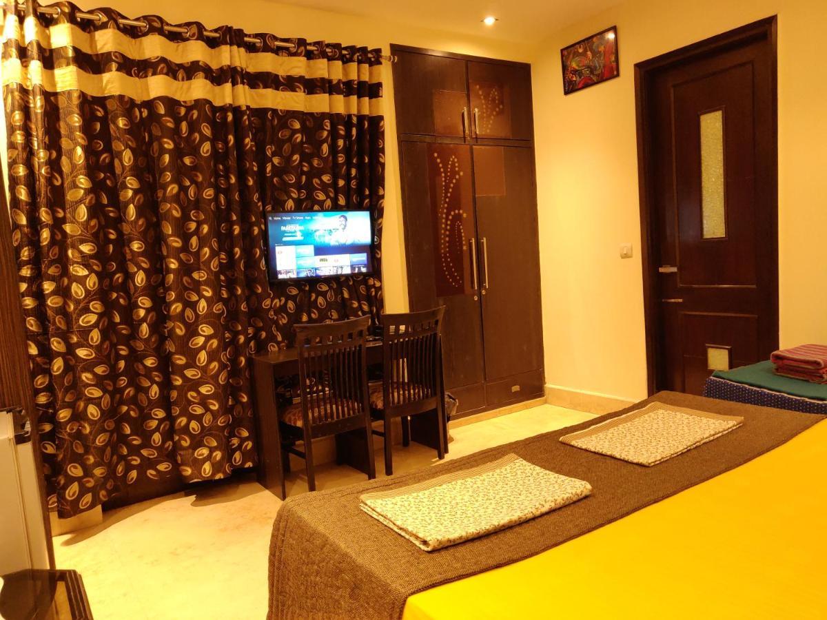 Pearl Premium Homes, Family Bnb Guest-house New Delhi