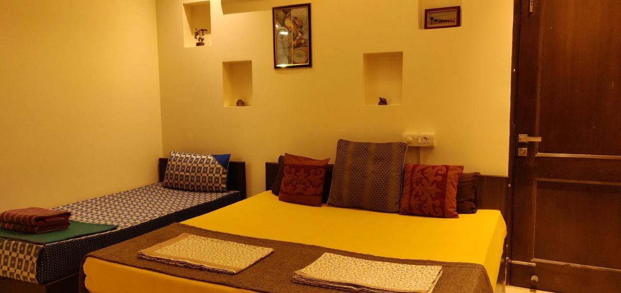 Pearl Premium Homes, Family Bnb Guest-house 2* New Delhi