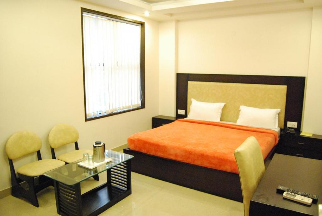 Hotel New Walnut Castle 3*