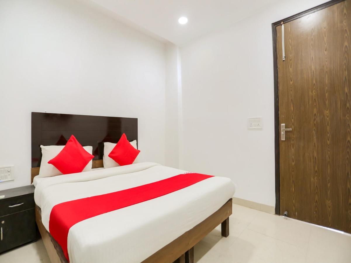 Hotel Oyo 74279 Prime Rohini Delhi (National Capital Territory of India)