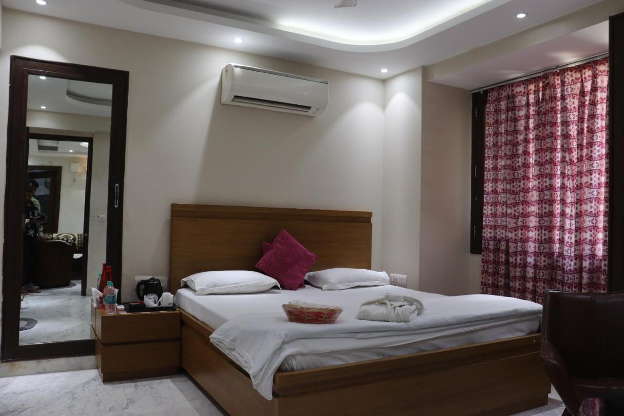 Capt Vishal Khanna's Anchorage 3*