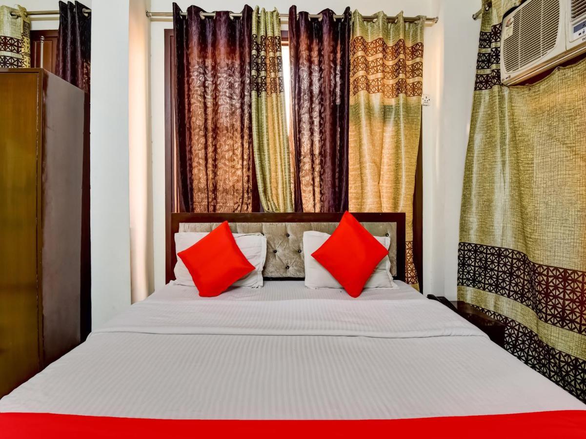 South Delhi 3*