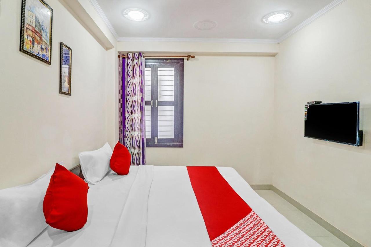 Hotel Oyo 82107 Vivaan Residency