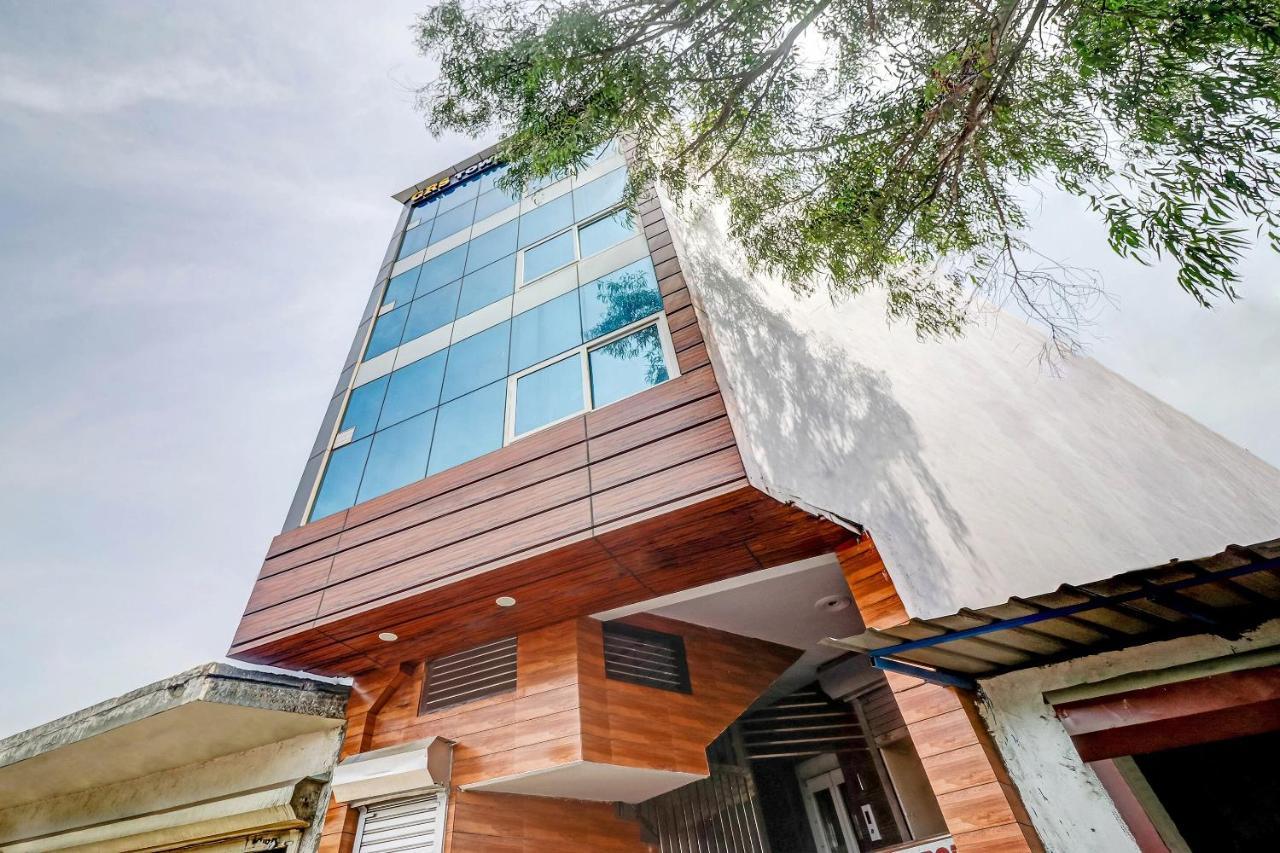 Oyo 82107 Vivaan Residency Hotel