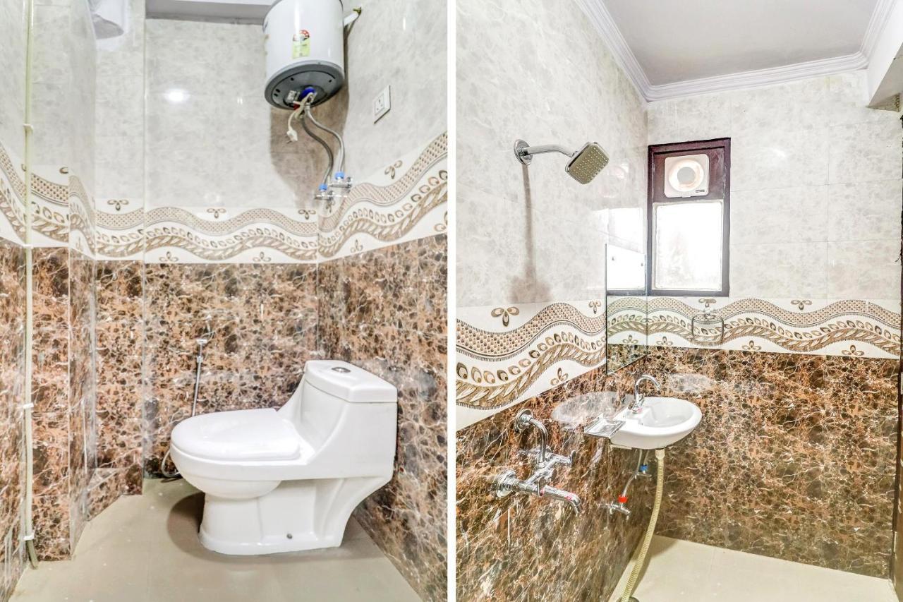 Oyo 82107 Vivaan Residency