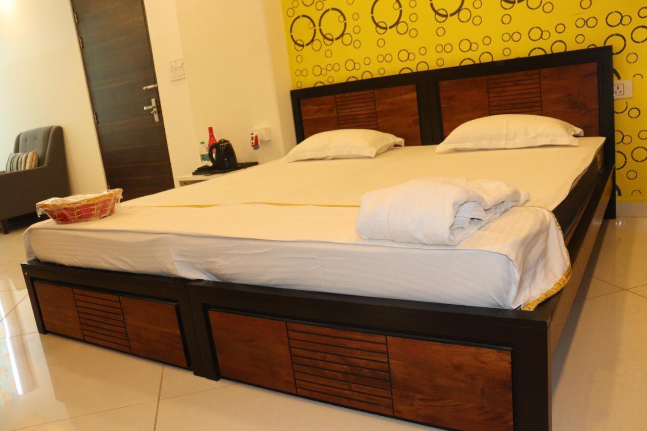 Capt Vishal Khanna's Anchorage 3* New Delhi