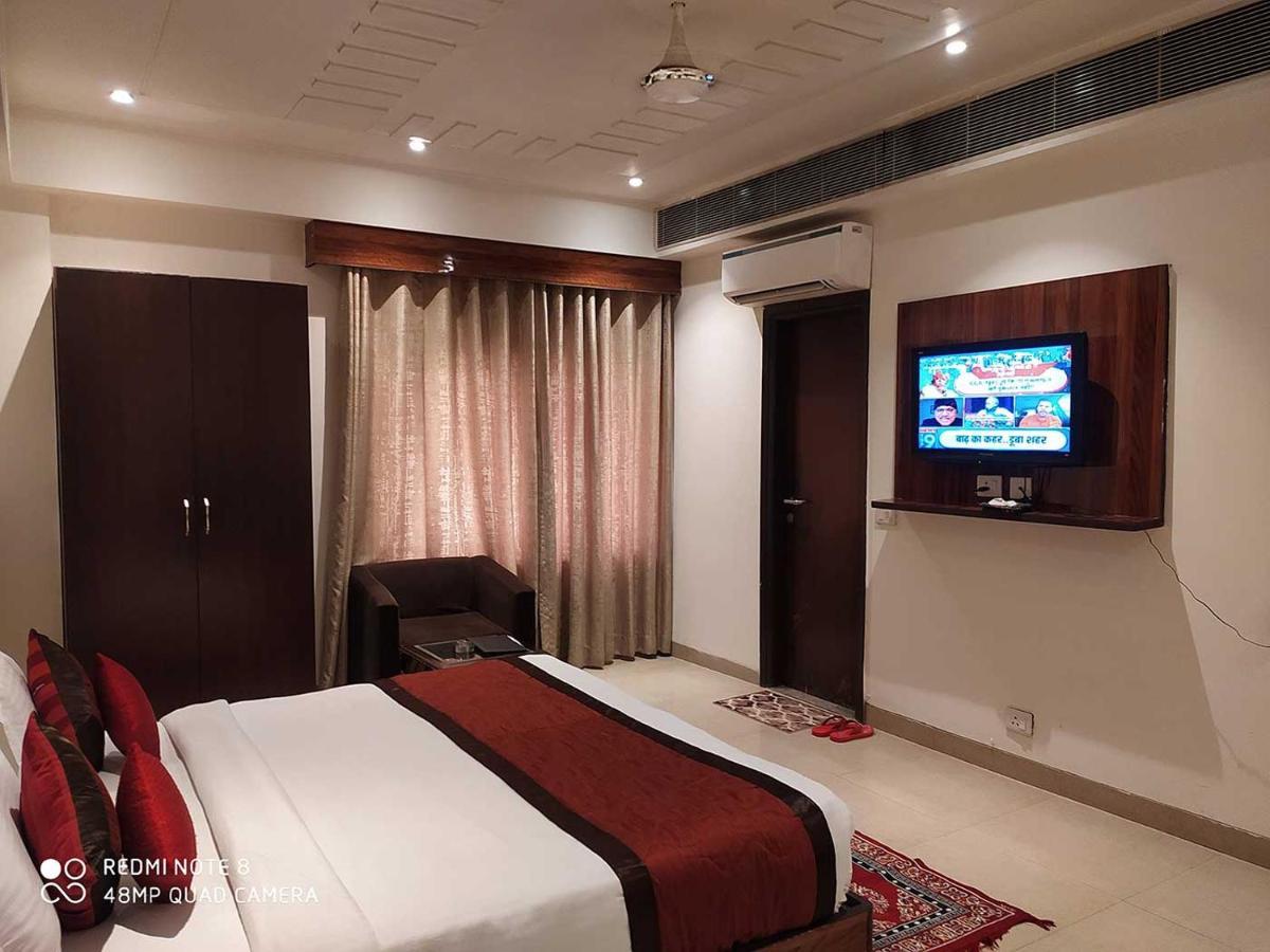 The Impress Near Delhi Airport