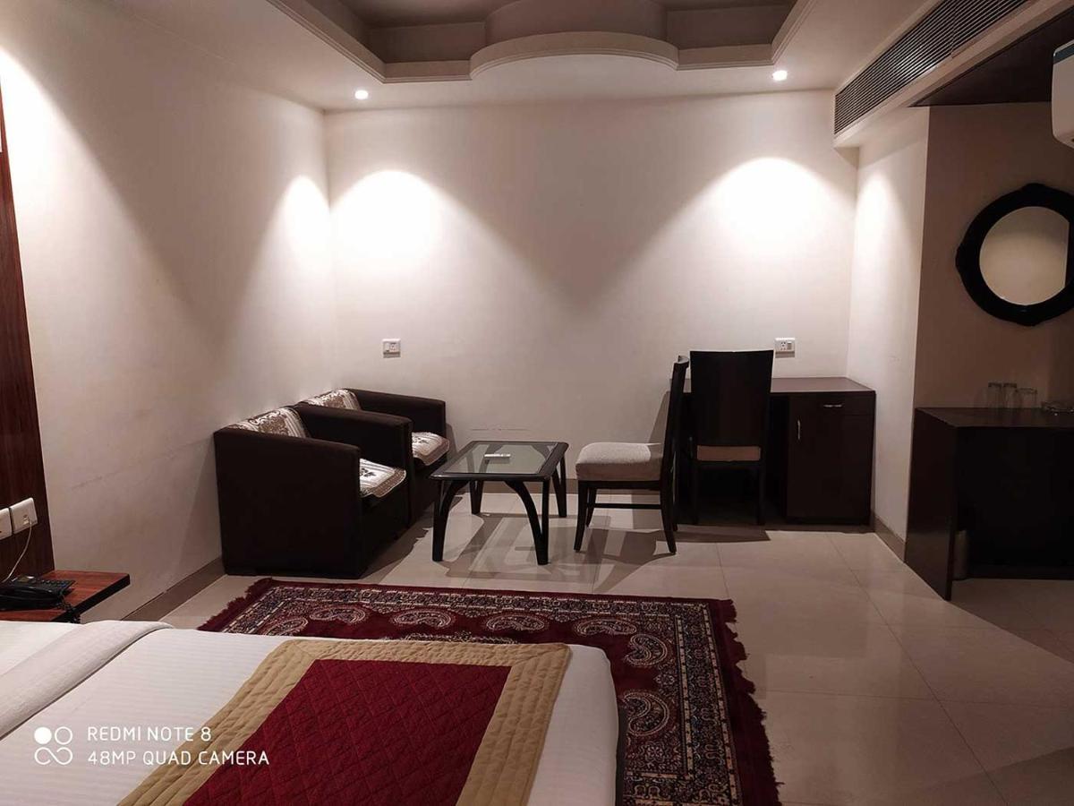 The Impress Near Delhi Airport Hotel New Delhi