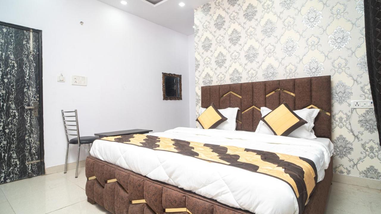 Hotel Gs International Couple Friendly At Delhi University New Delhi