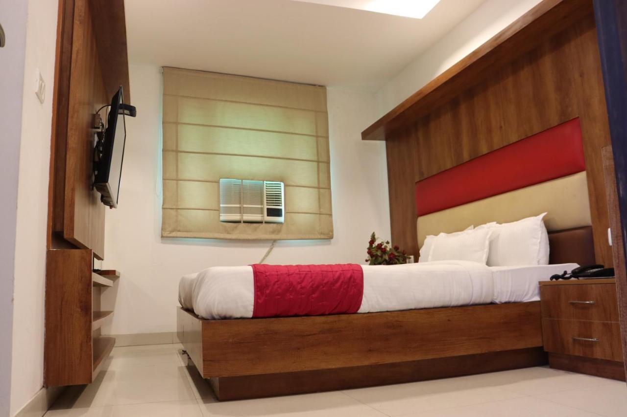 Urban Luxury Hotel 3*