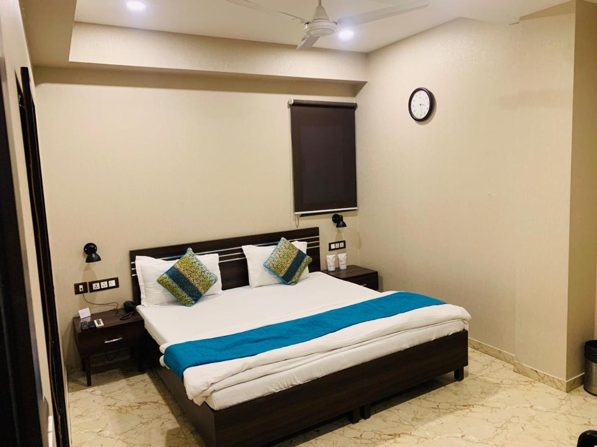 Aiwan-e-shahi Hotel New Delhi