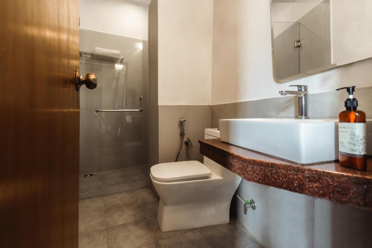 Minimalist Poshtel & Hotel 3*