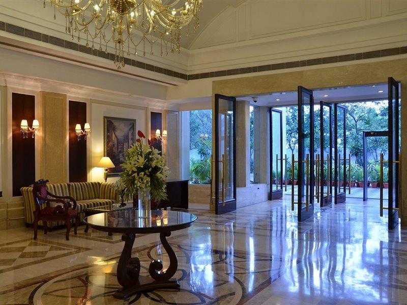 Resort Country & By Radisson, Delhi Satbari New Delhi