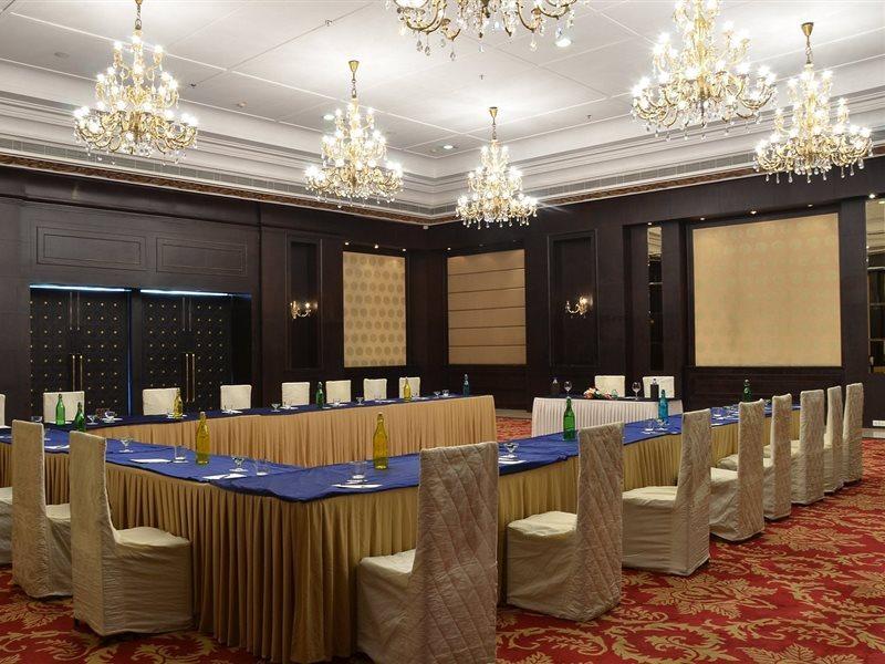 Country & By Radisson, Delhi Satbari New Delhi
