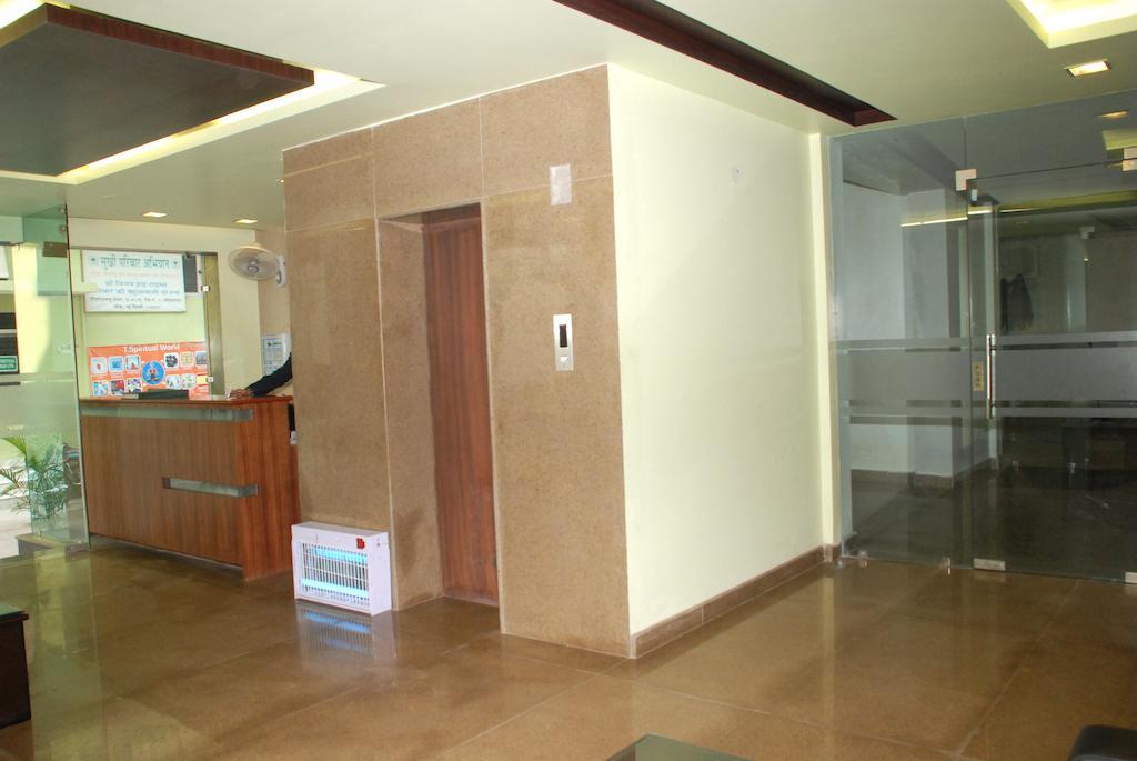 Airport Daya Capitol Hotel New Delhi