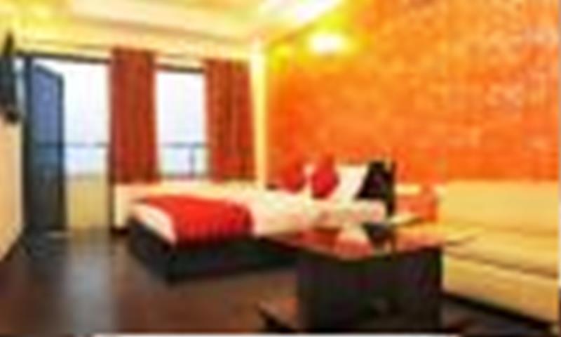 Hotel Airport Daya Capitol 4*