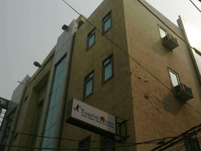 Hotel Airport Daya Capitol 4*