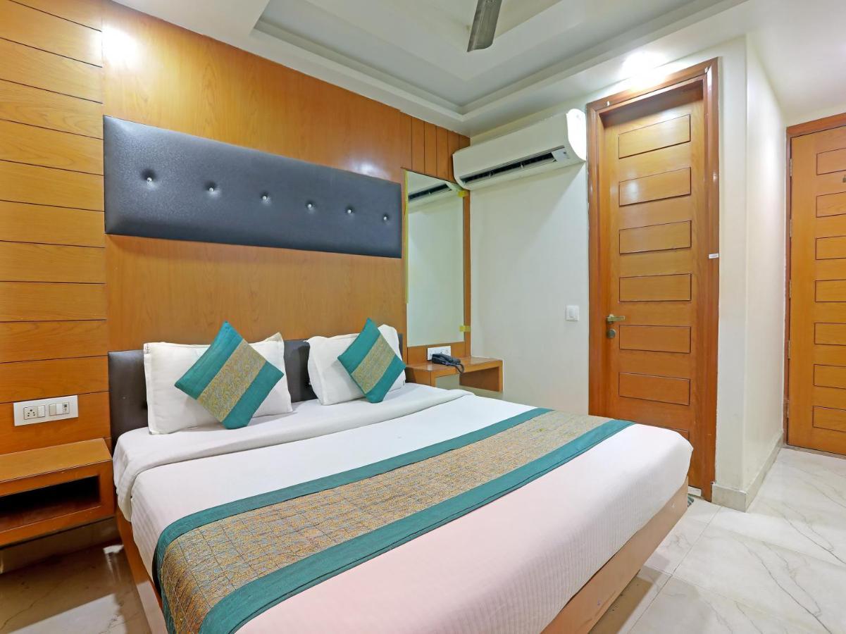 Tashkent Palace - Near Railway Station Hotel
