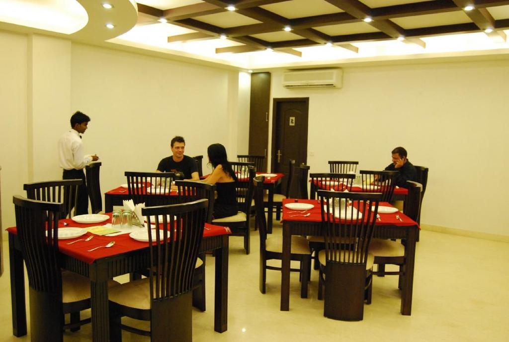 New Walnut Castle Hotel Delhi (National Capital Territory of India)