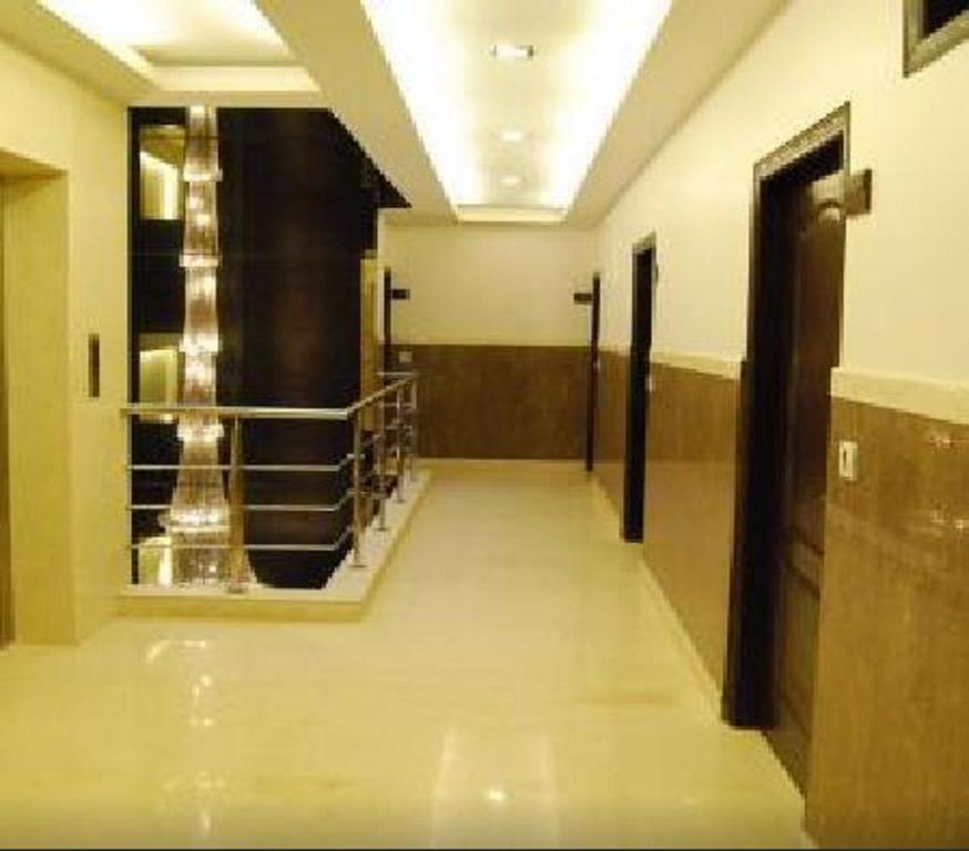 Hotel New Walnut Castle 3*
