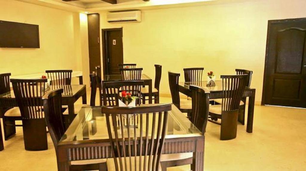 New Walnut Castle Hotel Delhi (National Capital Territory of India)