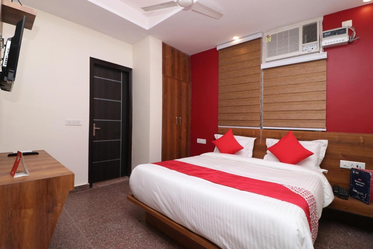 Hotel Oyo 36848 Embellish 3*