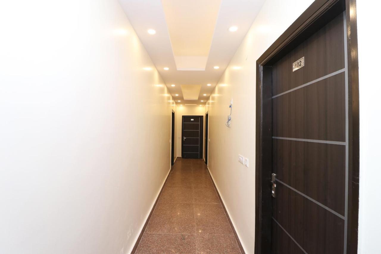 Oyo 36848 Embellish Hotel 3*