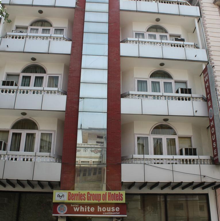 Capital O 2382 White House Continental 3*