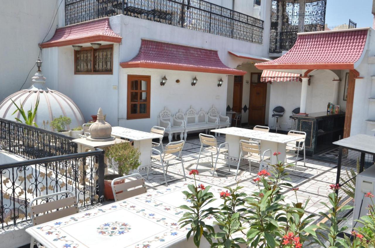 Homestay Bajaj Indian