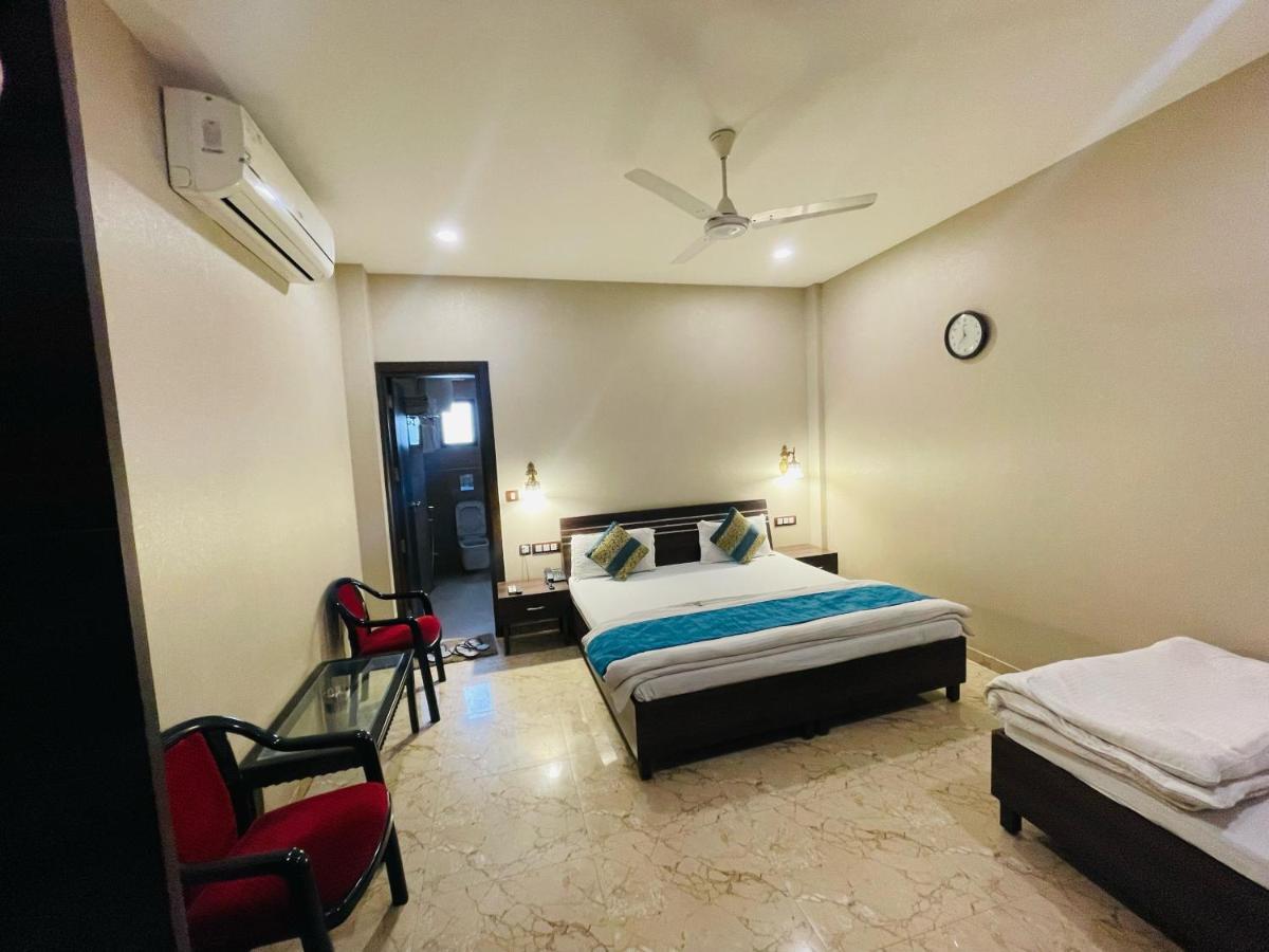 Aiwan-e-shahi 3* New Delhi