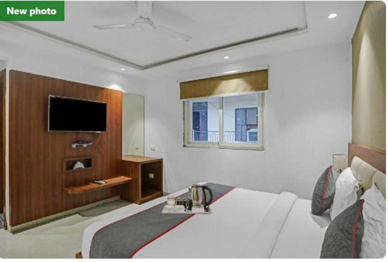 Wowstops-clark Near Delhi Airport 4* New Delhi