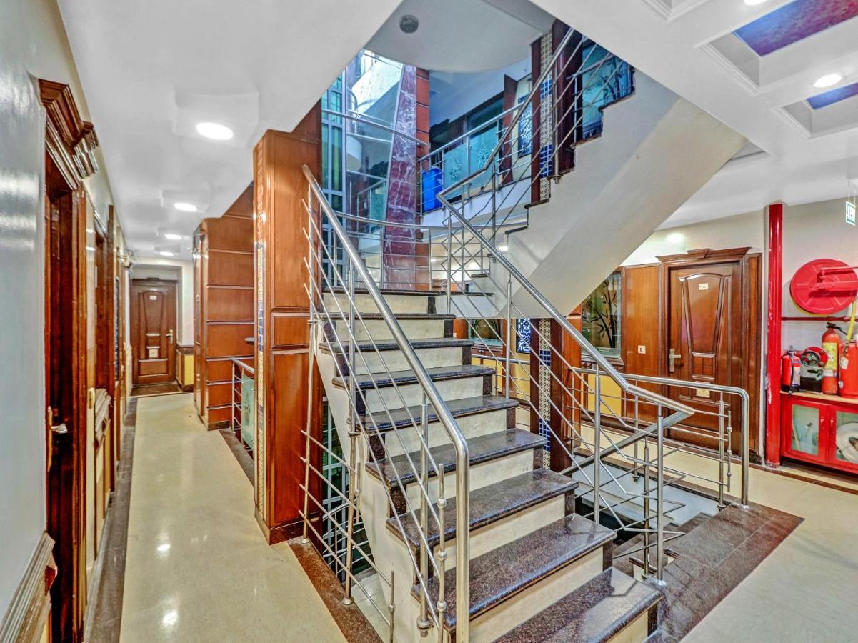 Hotel Staybook Geeson- Railway Station Nova Deli