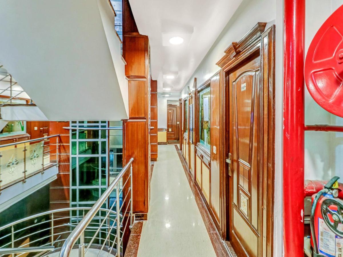 Staybook Geeson- Railway Station 3* Nova Deli