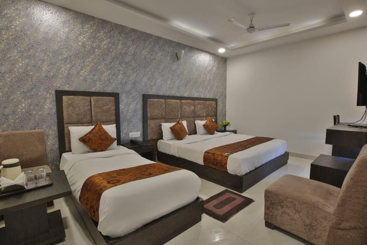 Hotel Aashiyana Inn