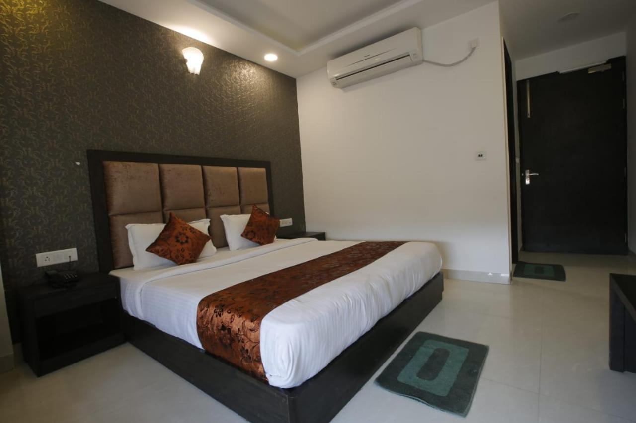 Hotel Hotel Aashiyana Inn 3*
