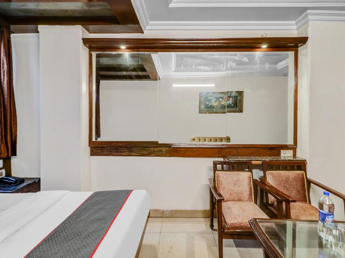 Staybook Geeson- Railway Station Hotel Nova Deli