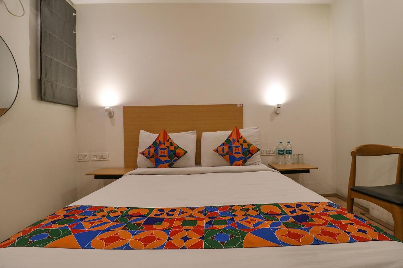 Fabhotel The Chaitanyas Rohini Sec 18 3*