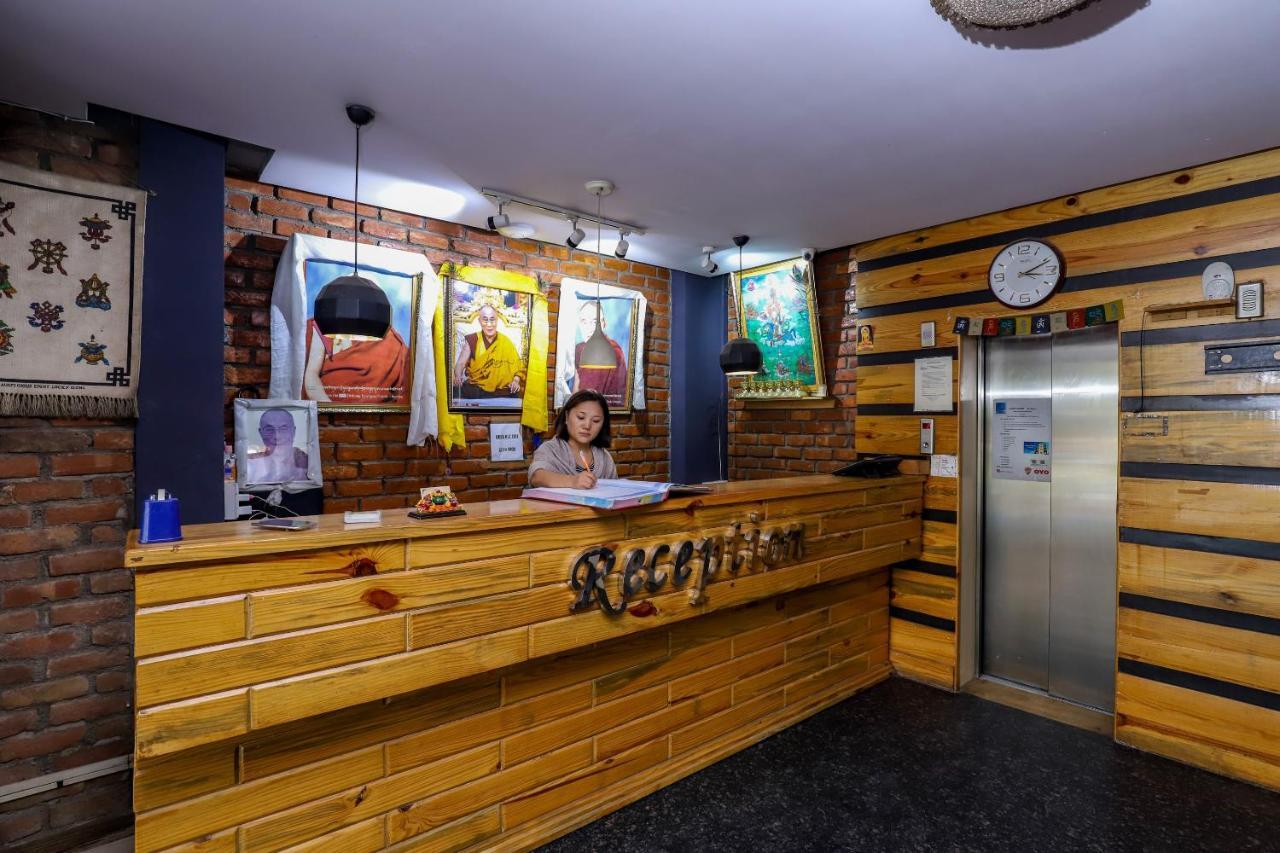 Hotel Oyo 24901 Achi House New Delhi