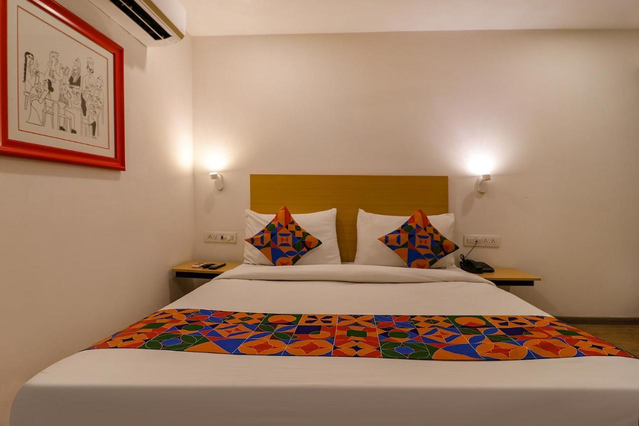 Fabhotel Hargobind Enclave Hotel New Delhi