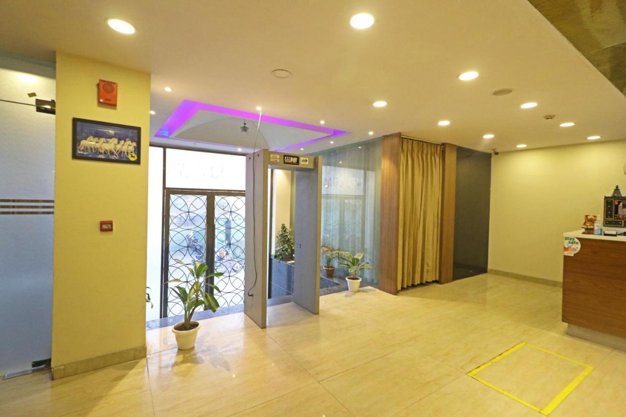 D'capitol - Delhi Airport 4*