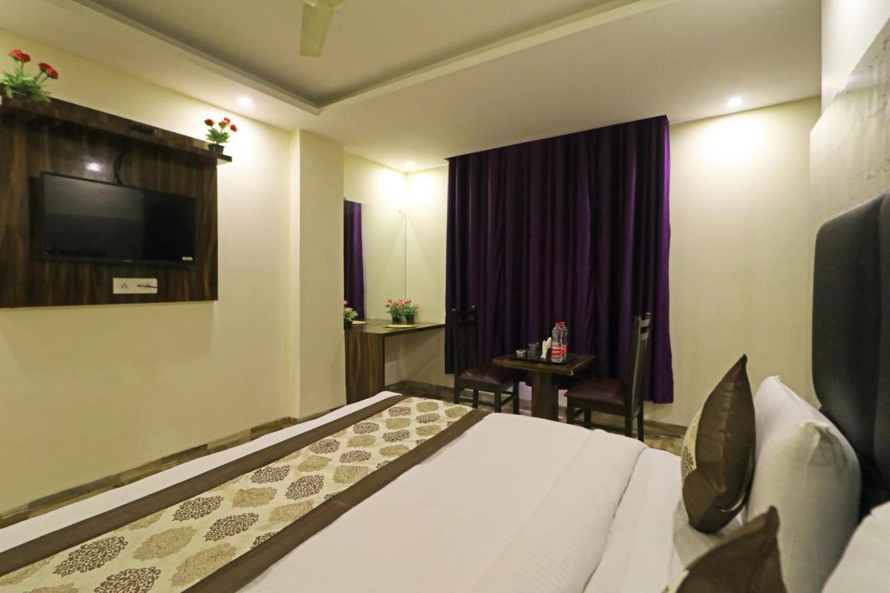 Hotel Hotel Smart Signature - Delhi Airport New Delhi