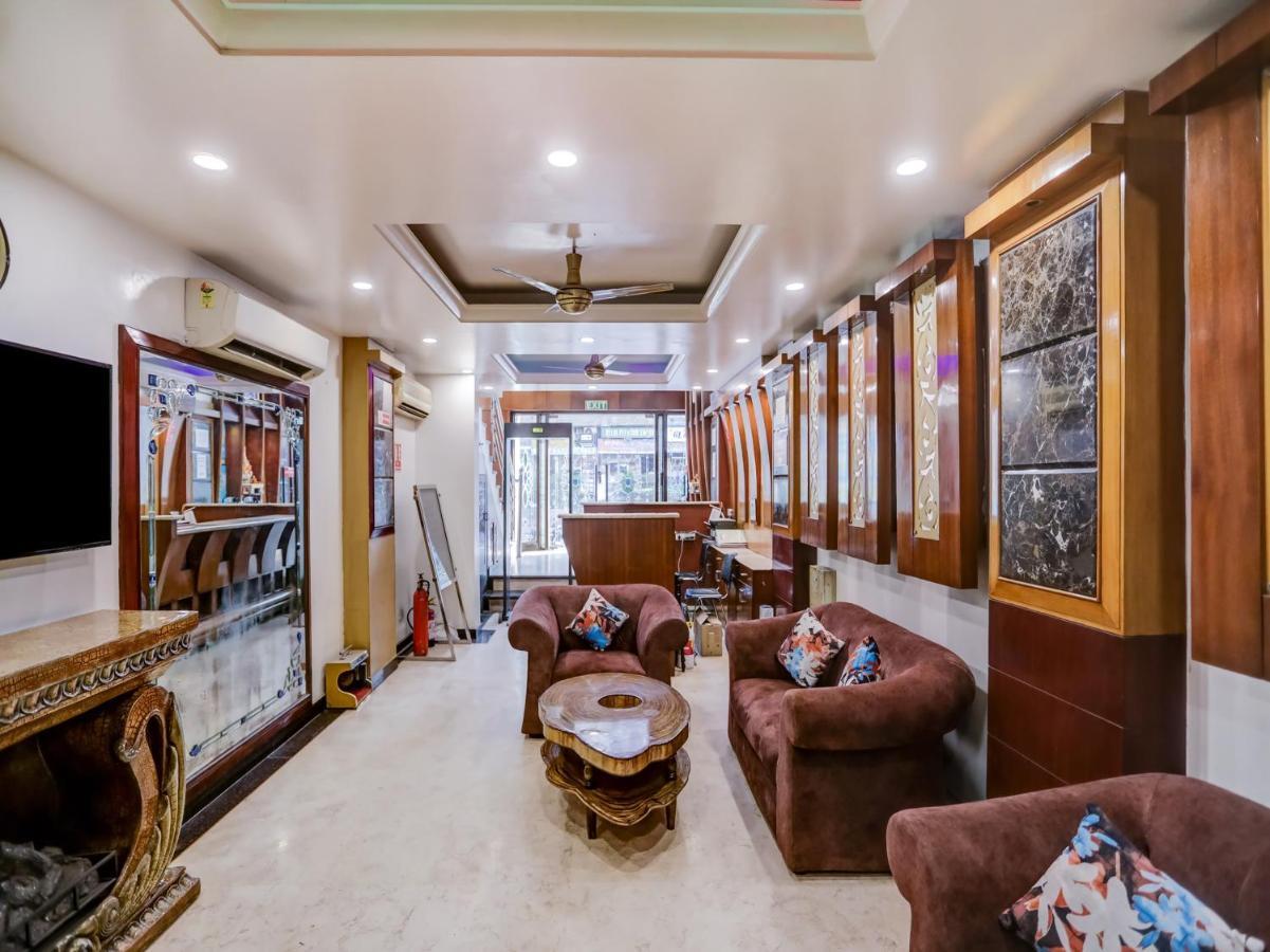 Staybook Geeson- Railway Station Hotel 3*