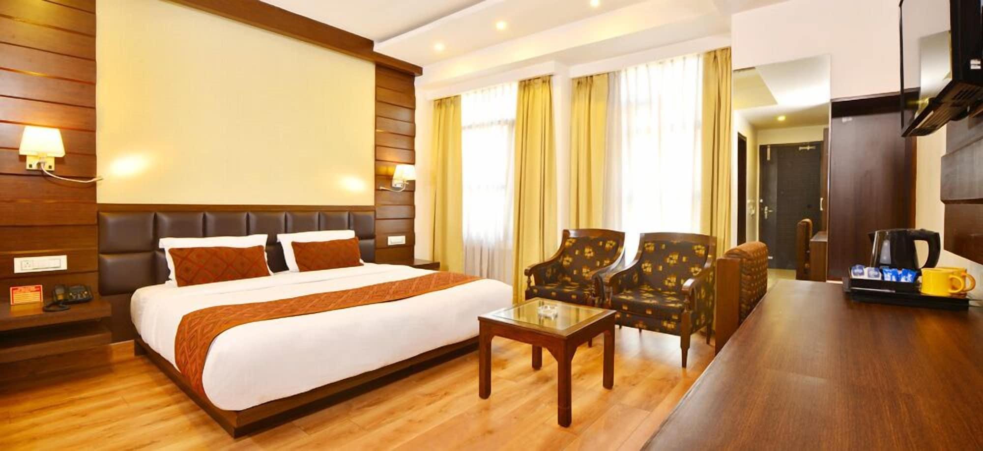O Metro Height's Near Nangloi Railway Metro Station Hotel Delhi (National Capital Territory of India)
